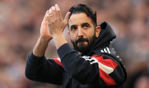 阿莫林：我们很有竞争力 原本有机会赢下比赛