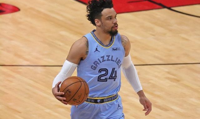 开云app-美媒预测可能诞生的大交易 76人拉三方换利拉德